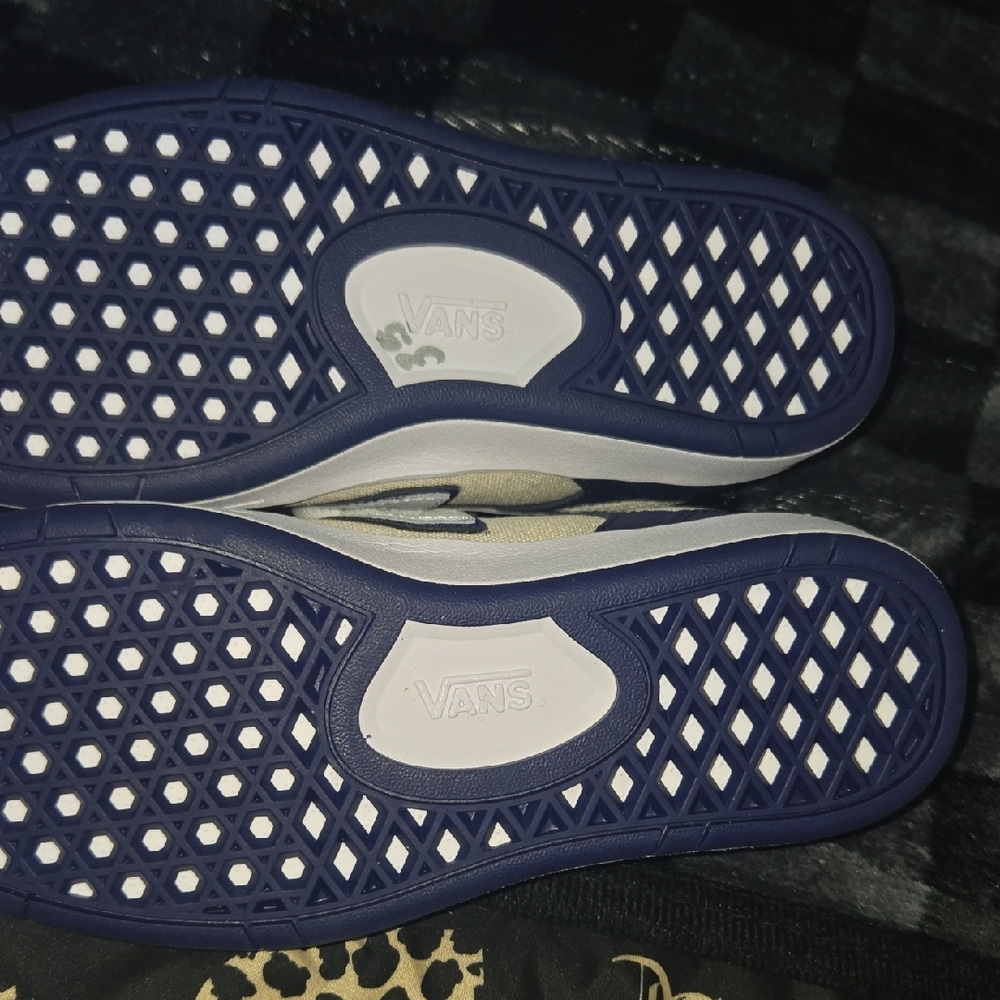 NEW W/TAGS. Vans Blue and Cream Sneakers Classic Low-Top Design BIG KIDS - Picture 3 of 8